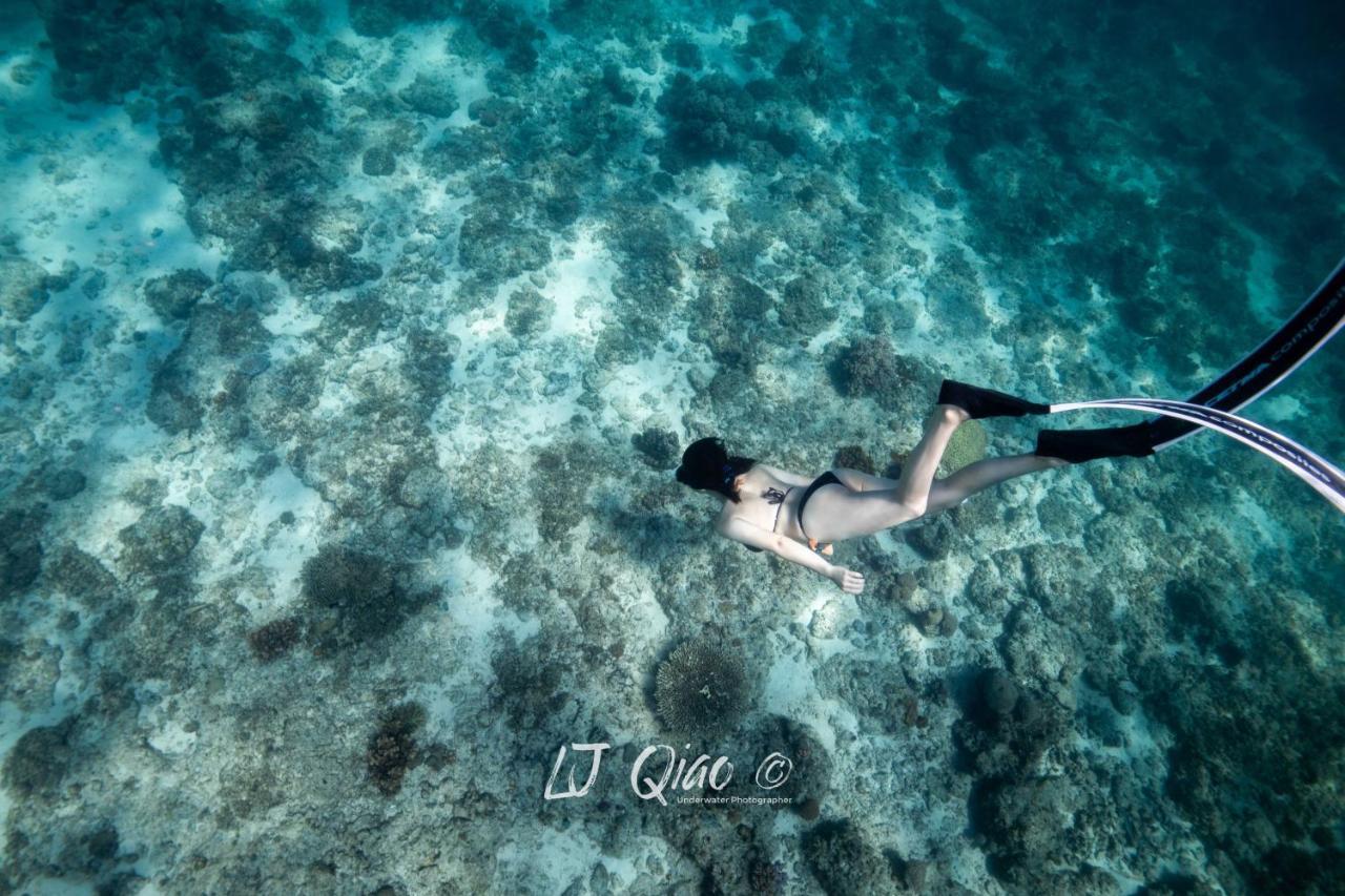 Sugarsea Inn & Dive Shop Мактан Екстер'єр фото